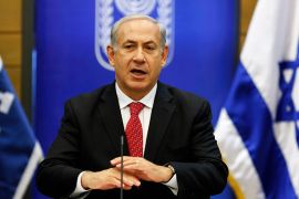 Israel's Prime Minister Benjamin Netanyahu gestures as he speaks during a Likud party meeting at the Knesset, the Israeli parliament, in Jerusalem April 22, 2013. REUTER/Baz Ratner (JERUSALEM - Tags: POLITICS)