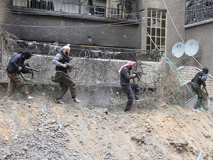 ‪‬ عدة مدن في سوريا شهدت اشتباكات بين الجيش الحر وقوات النظام(رويترز-أرشيف)