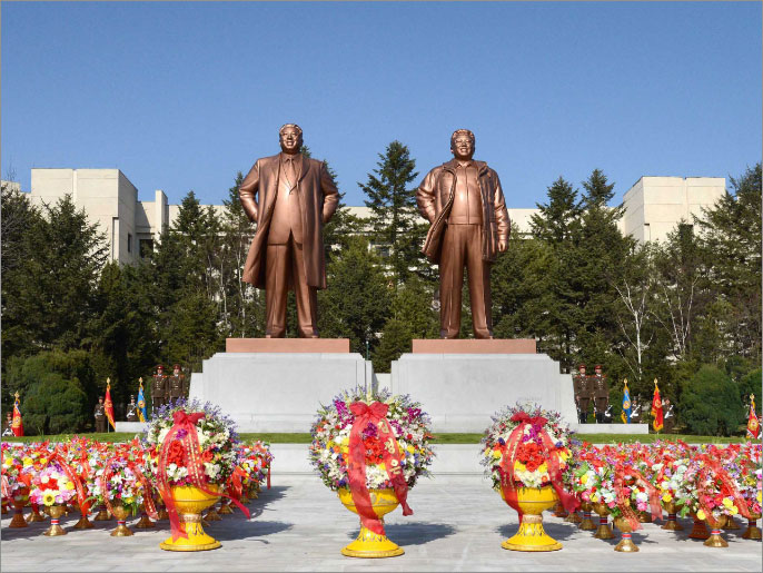 ‪كوريا الشمالية احتفلت بذكرى مؤسسها وسط أجواء متوترة‬ (الأوروبية)