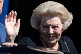 Queen Beatrix of the Netherlands waves as she arrives at the Royal Palace in Amsterdam April 29, 2013. The Netherlands is preparing for Queen's Day on April 30, which will also mark the abdication of Queen Beatrix and the investiture of her eldest son Willem-Alexander. REUTERS/Dylan Martinez (NETHERLANDS - Tags: ROYALS POLITICS ENTERTAINMENT)
