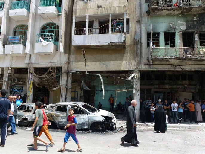 ‪العراقيون ألفوا العيش مع مشاهد التفجيرات في الشوارع والمنازل‬  (الفرنسية)