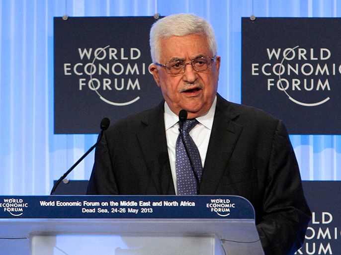 epa03716032 Palestinian President Mahmoud Abbas speaks during the opening ceremony of the World Economic Forum, Dead Sea, west of Amman, Jordan, 25 May 2013. The Middle East and North Africa World Economic Forum takes place from 24 to 26 May and discusses Advancing Conditions for Growth and Resilience.  EPA/JAMAL NASRALLAH