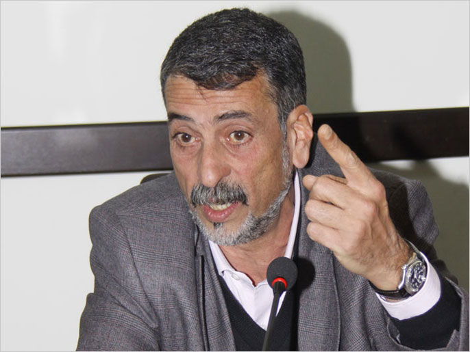 ‪الوزير الكلالدة: النظام والمعارضة في خندق واحد بالنسبة للأزمة في سوريا‬ (الجزيرة)