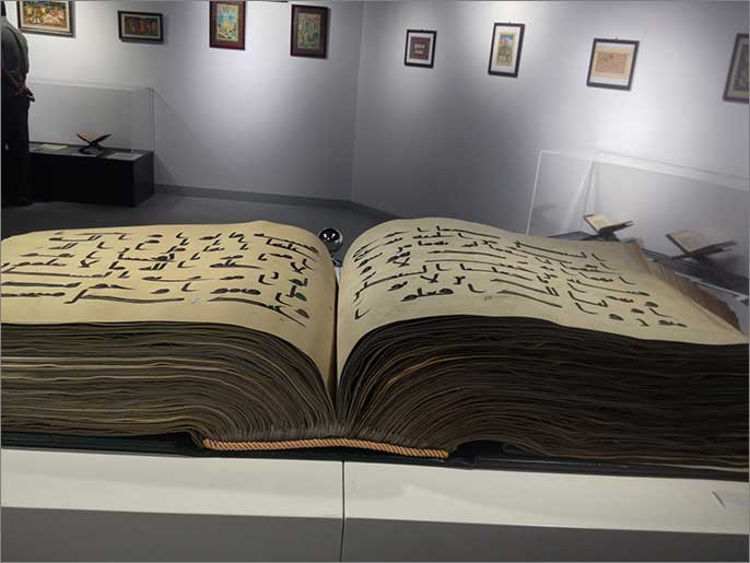 المصحف العثماني أقدم نسخة موجودة من القرآن الكريم (الجزيرة نت)