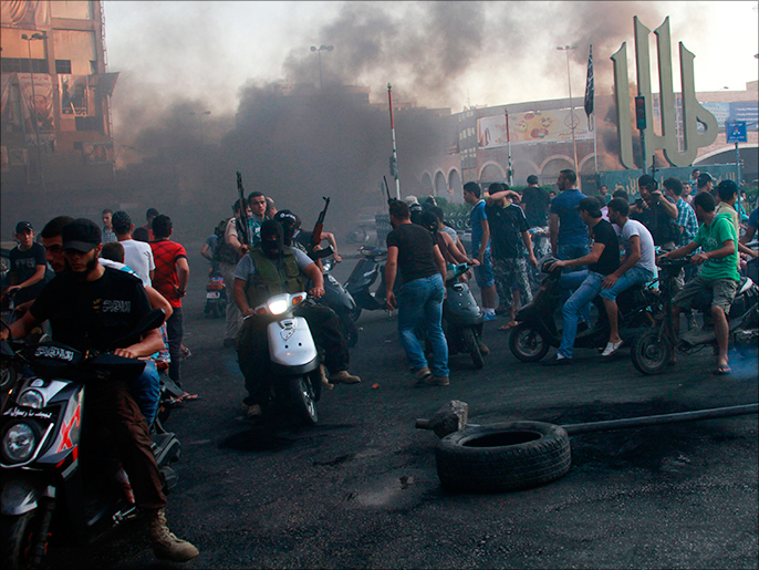 أنصار الأسير ينتشرون في طرابلس (رويترز)