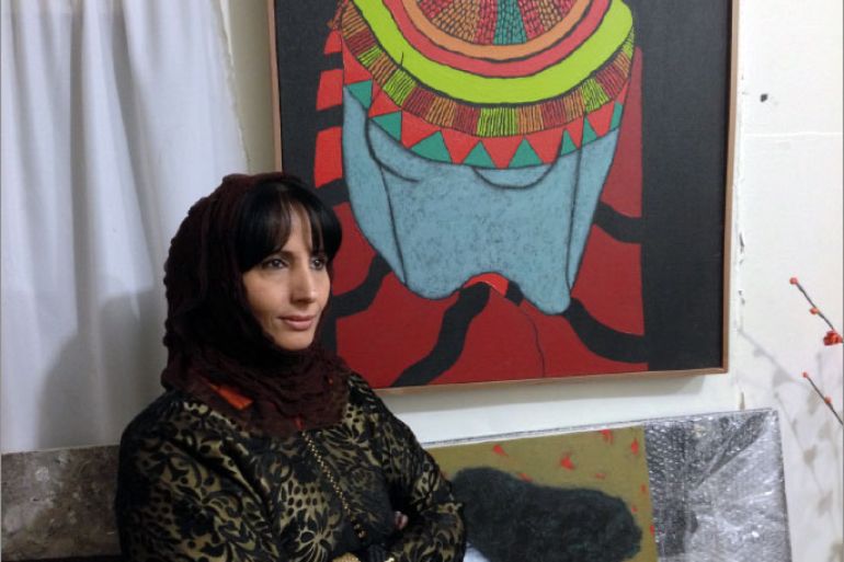 الفنانة التشكيلية اليمنية آمنة النصيري