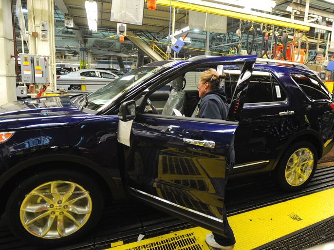 epa02475365 A Ford Explorer SUV makes its way along the assembly line at the Ford manufacturing plant in Chicago, Illinois, USA 01 December 2010. The plant produces the Explorer, Taurus and Lincoln MKS. EPA/TANNEN MAURY