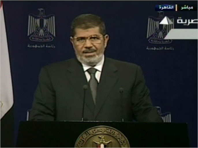 ‪مرسي: إذا كان الحفاظ على الشرعية‬ (الجزيرة)