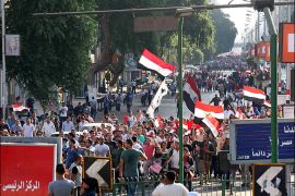 مسيرة تتجه إلى ميدان التحرير).