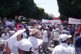 حشود غفيرة من المتظاهرين لنصرة الشرعية في مصر