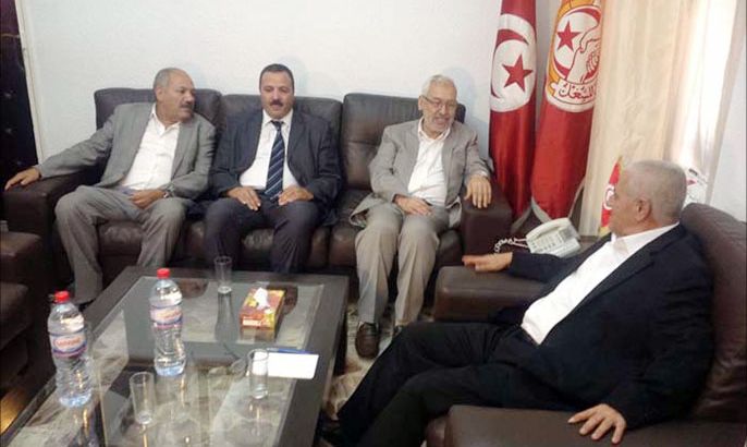 لقاء بارز بين الغنوشي والعباسي (أقصى اليمين) لبحث مخرج للأزمة في تونس