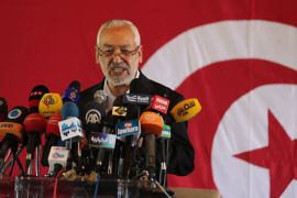 epa03825581 Tunisian leader of the Islamist Ennahda party, Rached Ghannouchi, speaks during press conference in Tunis, Tunisia, 15 August 2013. Ghannouchi criticized the massacre committed against supporters of ousted Egyptian president Mohamed Morsi the day before. EPA/MOHAMED MESSARA