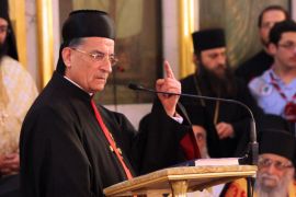 epa03577221 Lebanon's Christian Maronite Patriarch Beshara al-Rai speaks at a mass held at al-Salib Church in Damascus, Syria on 10 February 2013 to announce the official investiture as Syria's Greek Orthodox Patriarch of the Levant and Antioch, during a mass held at al-Salib Church in Damascus, Syria, 10 February 2013, in the presence of Christian clergymen and Syrian officials. Patriarch John Yaziji was elected in December as the new Greek Orthodox Patriarch of the Levant and Antioch and as a successor to late Greek Orthodox Patriarch Ignatius IV Hazim, who died in December. EPA/YOUSSEF BADAWI