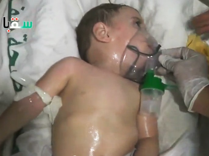 مئات القتلى أغلبهم أطفال نتيجة قصف كيماوي لقوات النظام السوري بغاز السارين على غوطة دمش وريفها