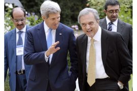 Paris, Paris, FRANCE : US Secretary of State John Kerry (2ndL) talks with Saudi Foreign Minister Saud al Faisal, (C) following a meeting with Arab League representatives at the United States Embassy in Paris, on September 8, 2013. Kerry continues a diplomatic offensive in Europe on September 8 to win backing for military strikes in Syria, after Washington and Paris said support for action was growing. Heading into a crucial week for US plans to launch the strikes, Kerry was meeting with Arab League ministers in Paris and was set to head to London next before returning to Washington on September 9 to continue rallying support at home. AFP PHOTO / POOL / SUSAN WALSH