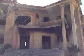 آثار قصف مروحيات الجيش المصري على مدينة رفح شمالي سيناء