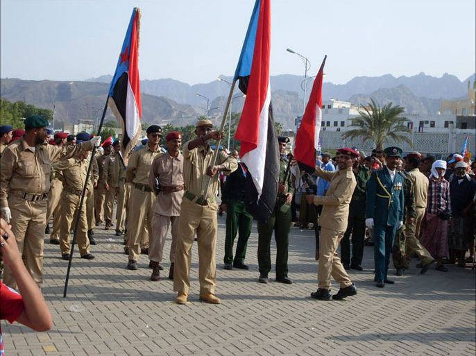 السلطات اليمنية تتهم بشكل متكرر إيران بدعم جماعة الحوثي وفصائل الحراك المطالبة بانفصال الجنوب (الجزيرة نت-إرشيف)