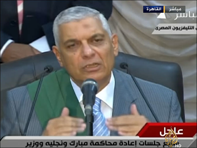 ‪القاضي محمود الرشيدي خلال الجلسة‬ (الجزيرة)