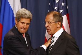 U.S. Secretary of State John Kerry and Russian Foreign Minister Sergei Lavrov (R) shake hands after making statements following meetings regarding Syria, at a news conference in Geneva September 14, 2013. The United States and Russia have agreed on a proposal to eliminate Syria's chemical weapons arsenal, Kerry said on Saturday after nearly three days of talks with Lavrov.REUTERS/Ruben Sprich (SWITZERLAND - Tags: POLITICS)