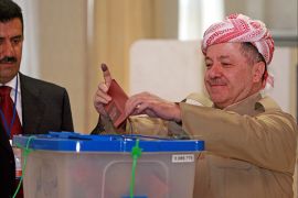 epa03876938 Kurdistan Region President Massoud Barzani casts his ballot for the Iraqi provincial election at a polling station in Erbil, northern Iraq, 21 September 2013.