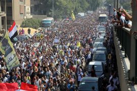 نظم مؤيدي الرئيس السابق محمد مرسى مسيرة بمنطقة المهندسين في العاصمة المصرية القاهرة في ذكرى انتصار أكتوبر