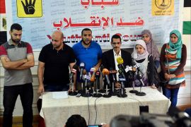 مؤتمر صحفي لحركة شباب ضد الانقلاب تؤكد دخول ميدان التحرير غدا.jpg