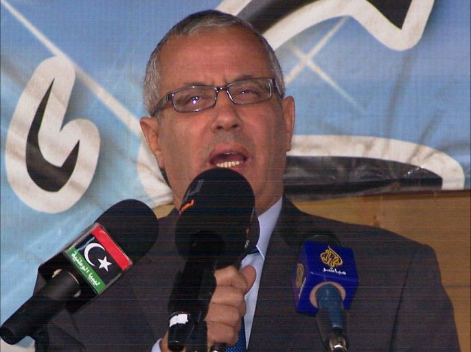 رئيس الحكومة علي زيدان،والتعليق : خبراء يربطون بين زيارة زيدان الأخيرة لأميركا والقبض على أبوأنس يوم أمس ( الجزيرة نت- أرشيف).