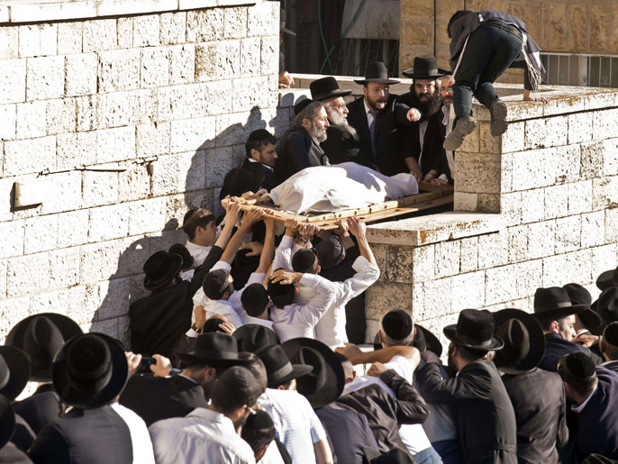 رجال دين يهود يشعون يوسف في القدس(الفرنسية)