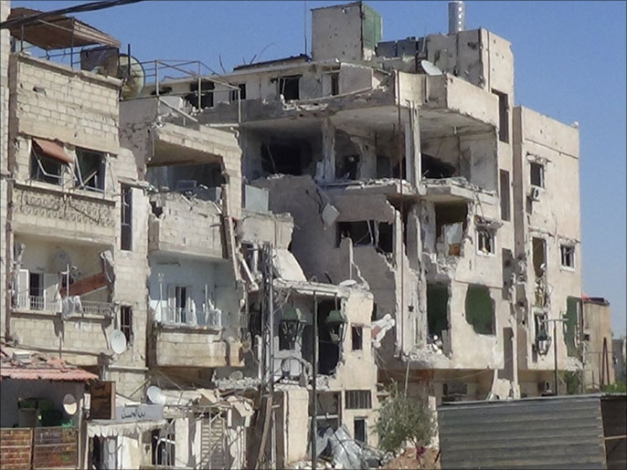 دمار كبير لحق بمعضمية الشام جراء قصف قوات النظام