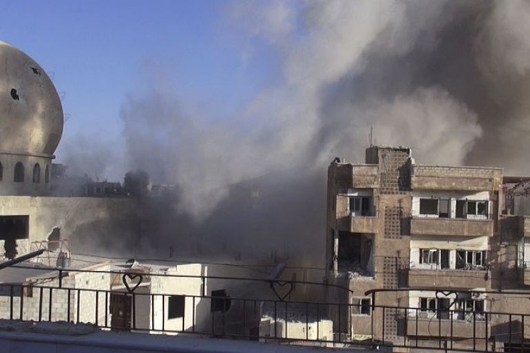 مقاتلات النظام تستهدف مسجداً في داريّا ( ٥ كم جنوب دمشق) - داريّا