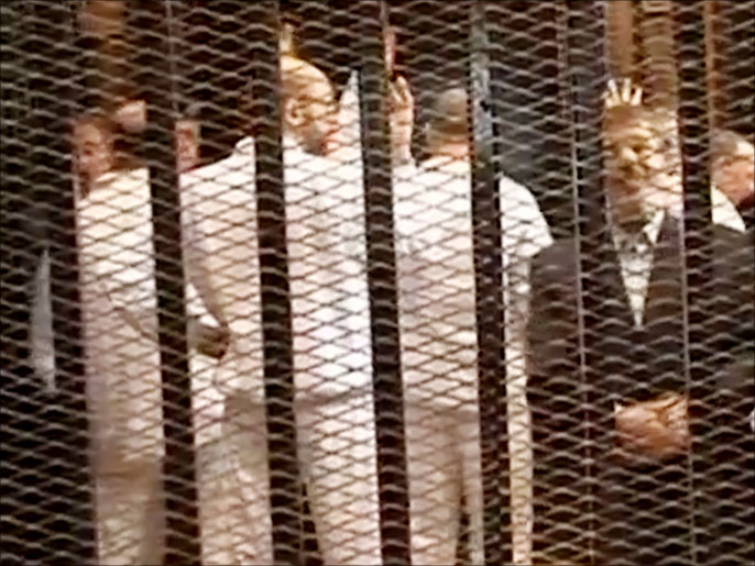 مرسي يحاكم بتهم التخابر واقتحام السجون بالإضافة إلى قضية الاتحادية (الأوروبية)
