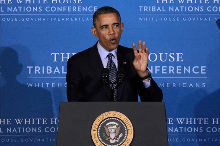 epa03948623 US President Barack Obama delivers remarks at the 2013 Tribal Nations Conference at the Department of Interior in Washington, DC, USA, 13