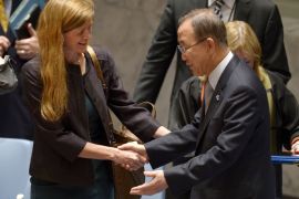 epa03814746 United Nations Secretary-General Ban Ki-moon (R) shakes hands with Samantha Power (L), the United States' new Ambassador to the United Nations, at the start of a United Nations Security Council meeting about international peace and security, at the United Nations headquarters in New York, New York, USA, 06 August 2013. EPA/JUSTIN LANE
