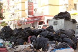 أكوام القمامة تنتشر بصورة غير مسبوقة في بنغازي