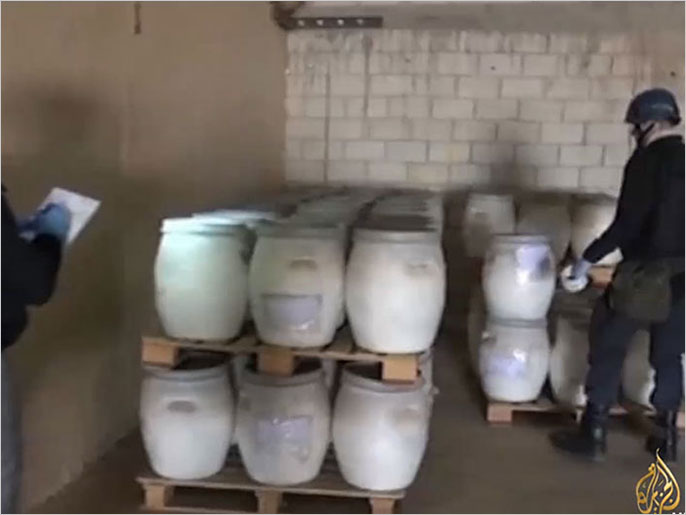 ‪تواصل الجهود الدولية لإتلاف الكيميائي السوري‬ (الجزيرة)