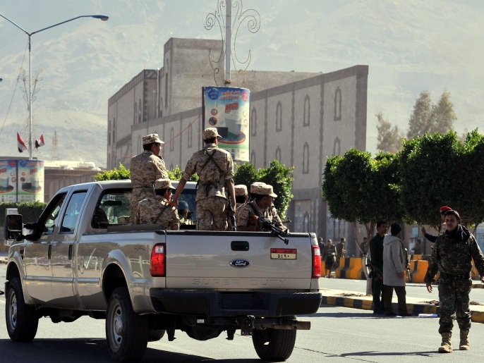 قوات الجيش والحرس الرئاسي انتشرت في شوارع العاصمة صنعاء (الأوروبية)