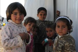 اطفال سوريين داخل مخيم الزعتري للاجئين - ترسل لأول مرة2