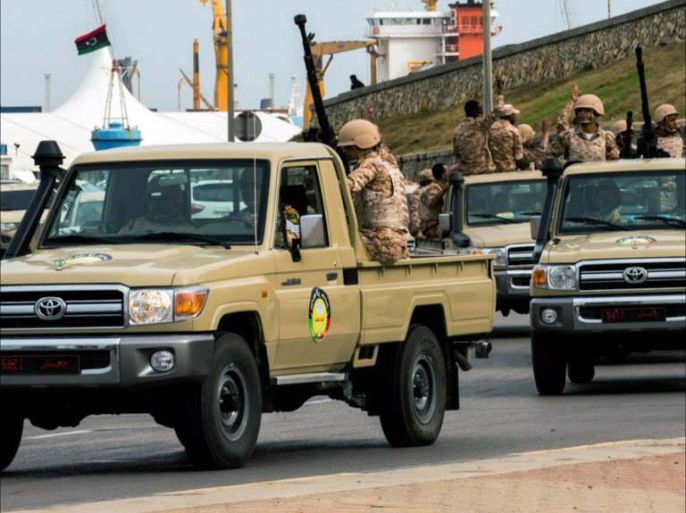 مصادر تتحدث عن تحركات سرية لفض اعتصامات النفط بليبيا بقوة السلاح ( الجزيرة نت- أرشيف).