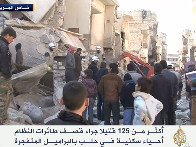 أكثر من 125 قتيلا سقطوا بقصف لطائرات النظام على حلب يوم أمس (الجزيرة)