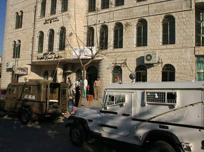 توغل سابق لقوات الاحتلال لمدينة قلقيلية- الجزيرة نت 1 - ارشيف
