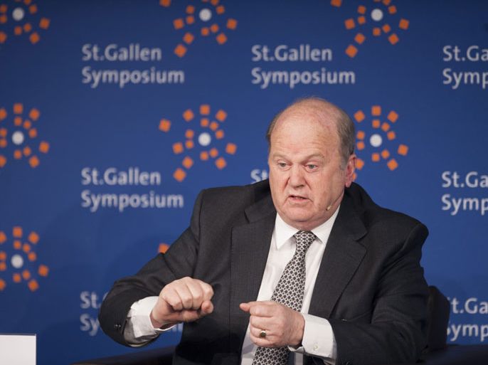 epa03684700 Irish Finance Minister Michael Noonan speaks during the St. Gallen Symposium at the University of St. Gallen, Switzerland, 02 May 2013. The St. Gallen Symposium is an annual conference for dialogue on key issues in business, politics and civil society, welcoming more than 1,000 participants. EPA/GIAN EHRENZELLER