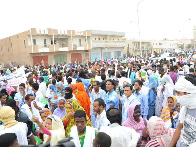 جانب من مسيرة الأحزاب المقاطعة للانتخابات الموريتانية
