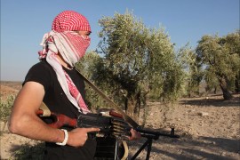 مقاتل بريطاني من جبهة النصرة بالخطوط القتالية الاولى بشمال سوريا