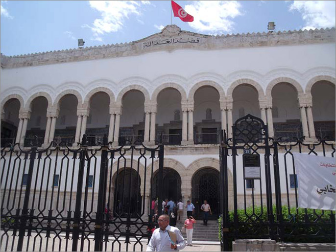 المحاكم التونسية بدت مقفرة عقب إضراب القضاة