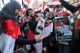 أنصار عبد الفتاح السيسي يحتفلون بذكرى ثورة يناير ويروجون لترشحه للرئاسة