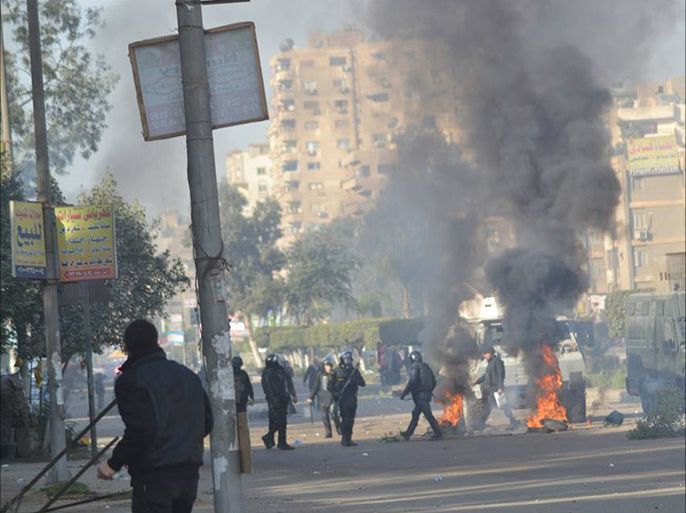 قوات من الجيش والشرطة قتل 50 متظاهر واعتقلت 1079 في الذكرى الثالث لثورة يناير