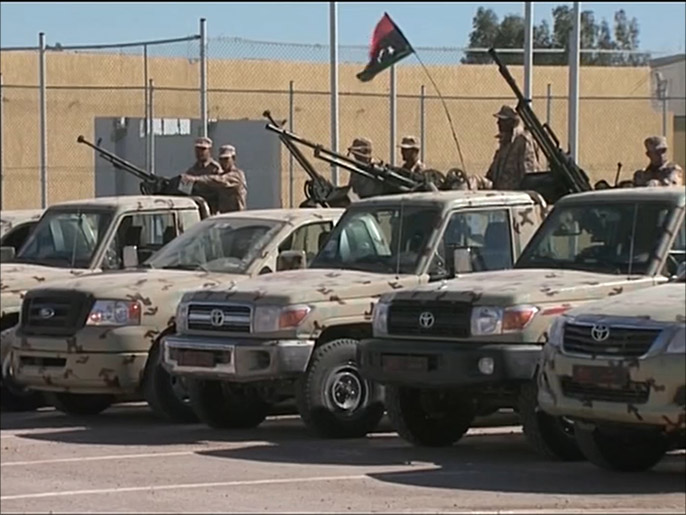 قوات درع ليبيا تشارك في العملية العسكرية شرقي البلاد (الجزيرة-أرشيف)