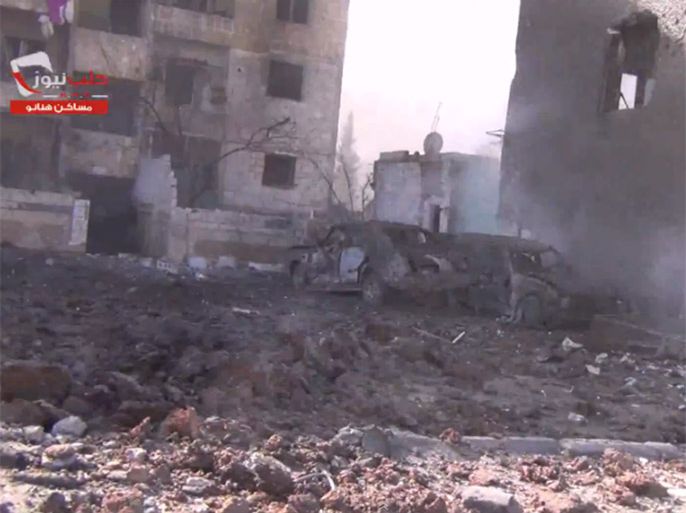 اللحظات الأولى للقصف على حي مساكن هنانو بالبرميل الأول والدمار الذي خلفه القصف 4/2/2014