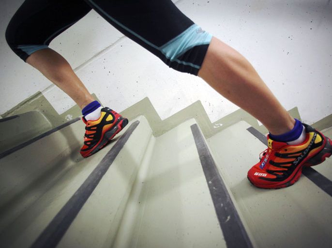 صعود الدرج يزيد قوة تحمل الجسم ويحسّن وظائف الجهاز القلبي الوعائي