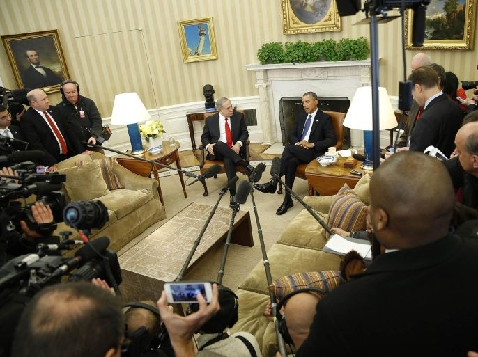 Israel's Prime Minister Benjamin Netanyahu (L) and U.S. President Barack Obama address reporters before their meeting in the Oval Office of the White House in Washington March 3, 2014. REUTERS/Jonathan Ernst (UNITED STATES - Tags: POLITICS)